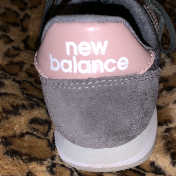 Size 7 New Balances !! - Picture 4 of 4